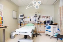 Why the Medical Crash Cart is An Important Part of a Hospital?